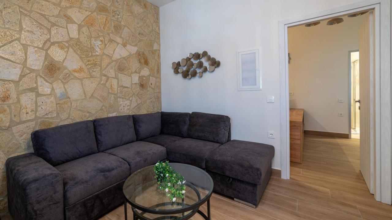 Melitta'S Luxury Apartments Anthousa  외부 사진